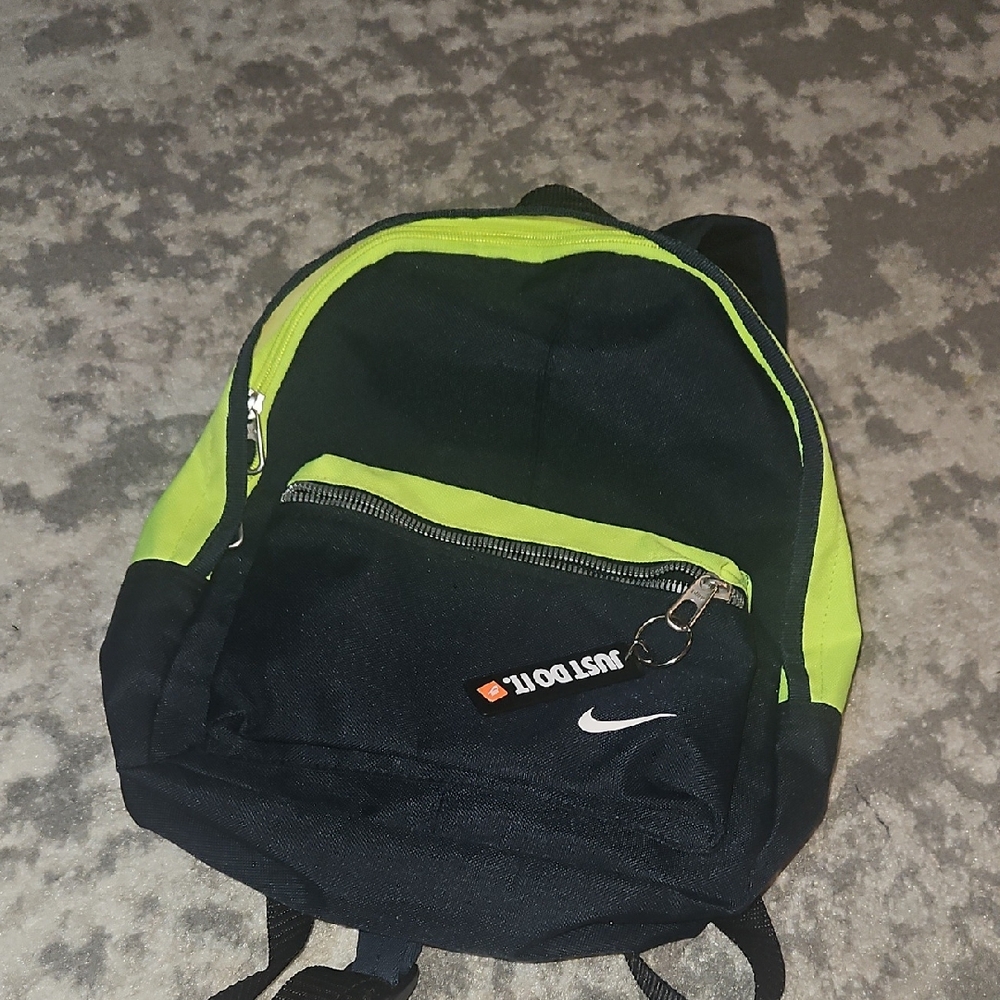 Nike Navy and Neon Green Small Backpack
